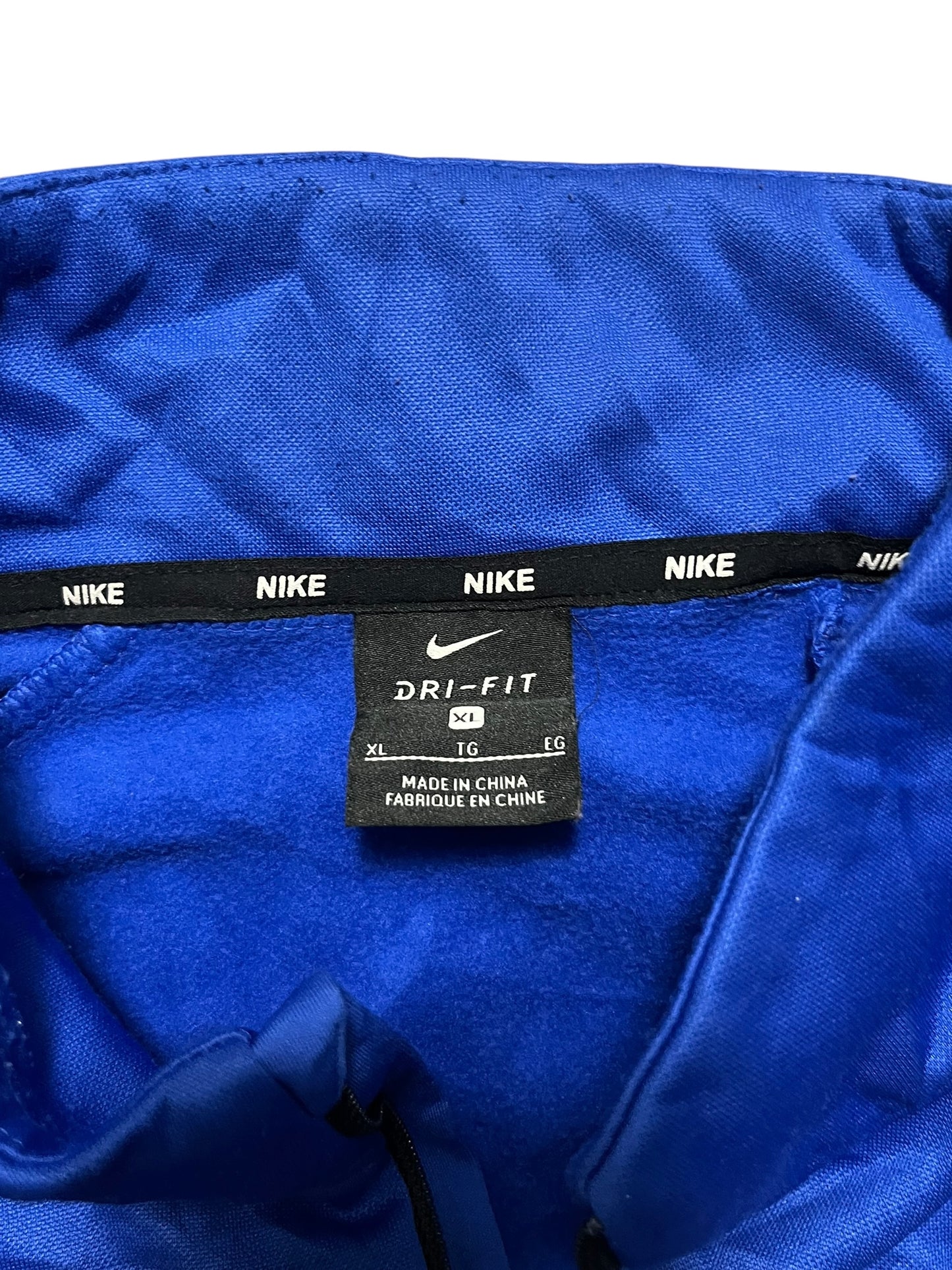 Nike Vintage sweater (XL)