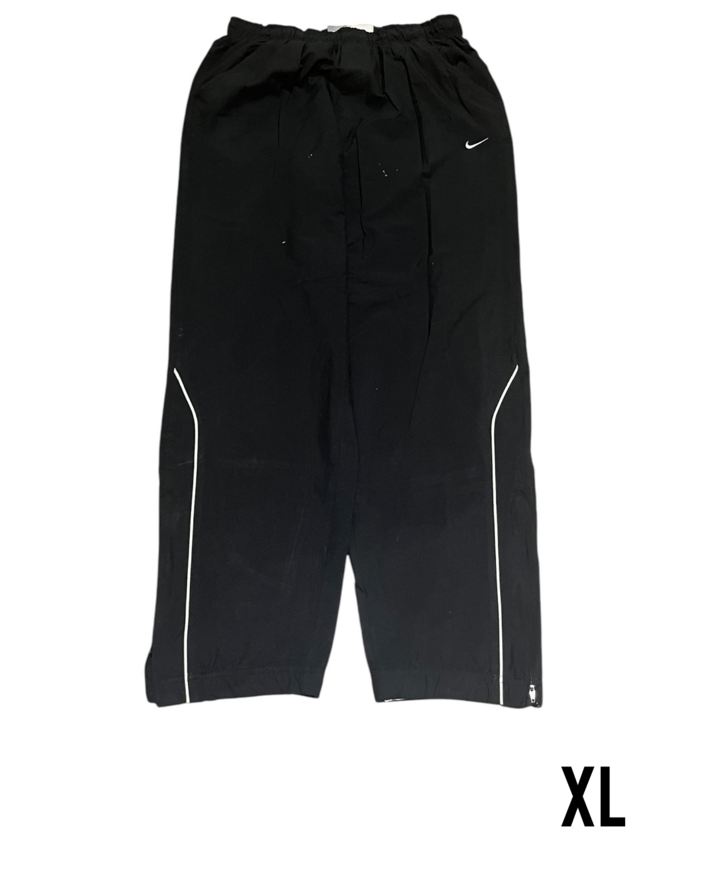 valetine Nike partner Jogger