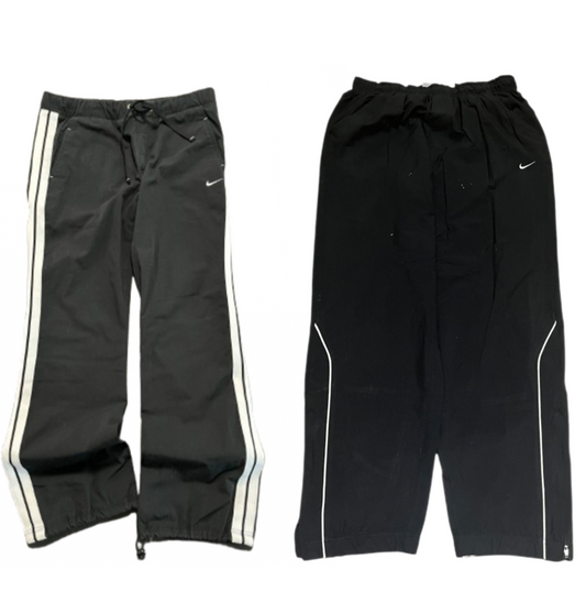 valetine Nike partner Jogger